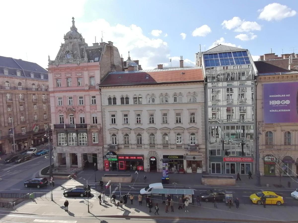 Bauhaus Astoria Hostel Budapest Exterior photo